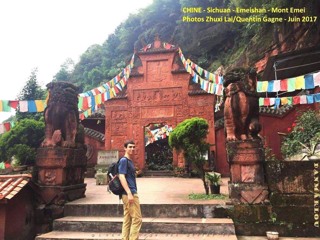 Emeishan 084.JPG